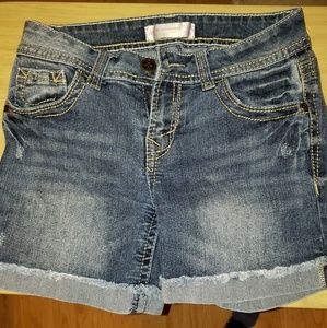 No boundaries midi jean shorts